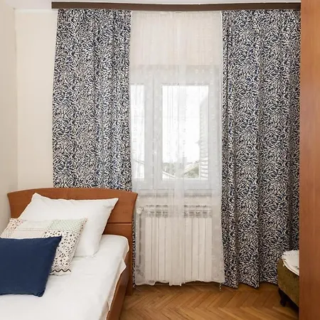 Tara, - Mandalina Шибеник