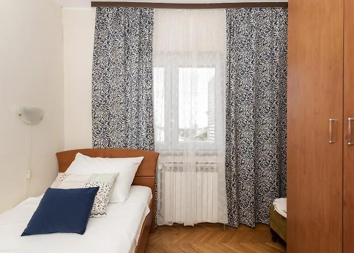 Tara, - Mandalina Šibenik